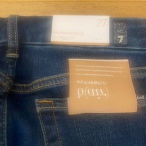 7 for all mankind jeans - Picture 5 of 7
